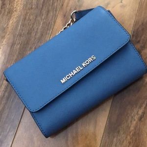 Michael Kors Wallet on chain Crossbody